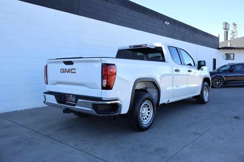 GMC Sierra 1500 Vehicle Full-screen Gallery Image 05