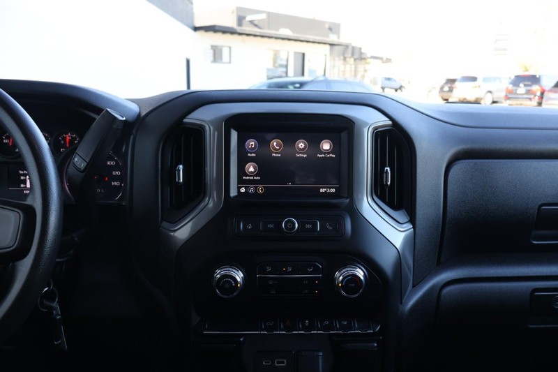 GMC Sierra 1500 Vehicle Full-screen Gallery Image 32