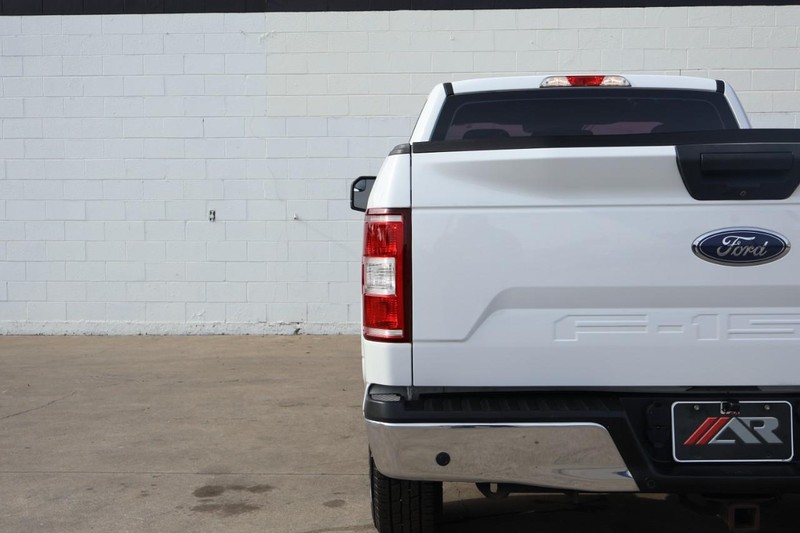 Ford F-150 Vehicle Full-screen Gallery Image 07