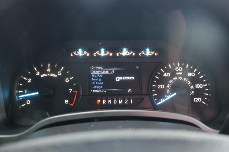 Ford F-150 Vehicle Full-screen Gallery Image 22