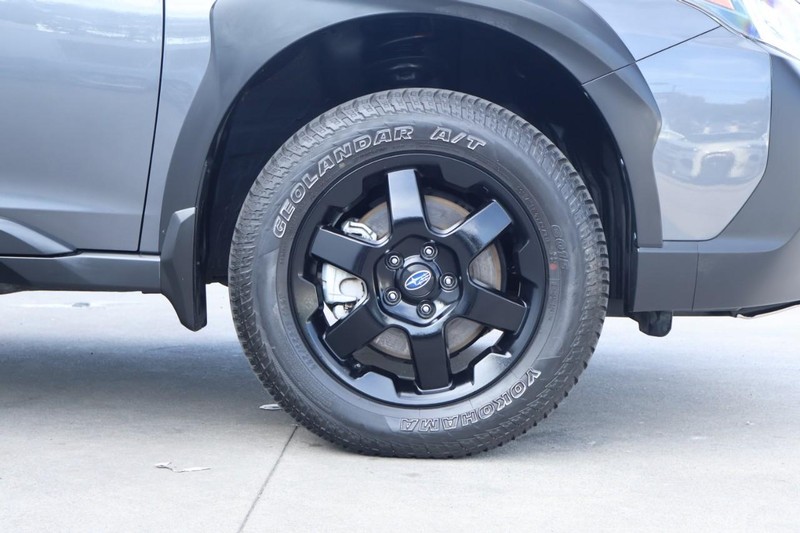 Subaru Outback Vehicle Full-screen Gallery Image 15