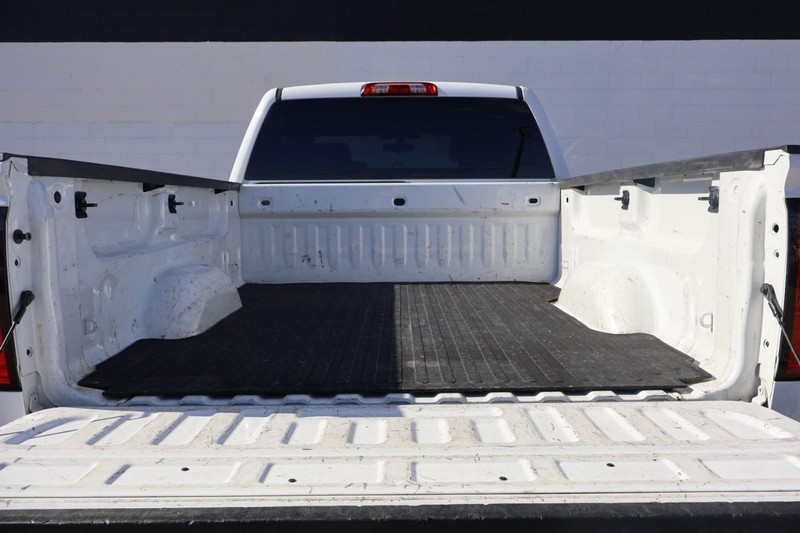 GMC Sierra 1500 Vehicle Full-screen Gallery Image 08