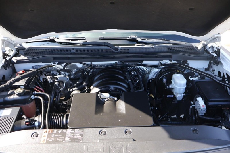 GMC Sierra 1500 Vehicle Full-screen Gallery Image 12