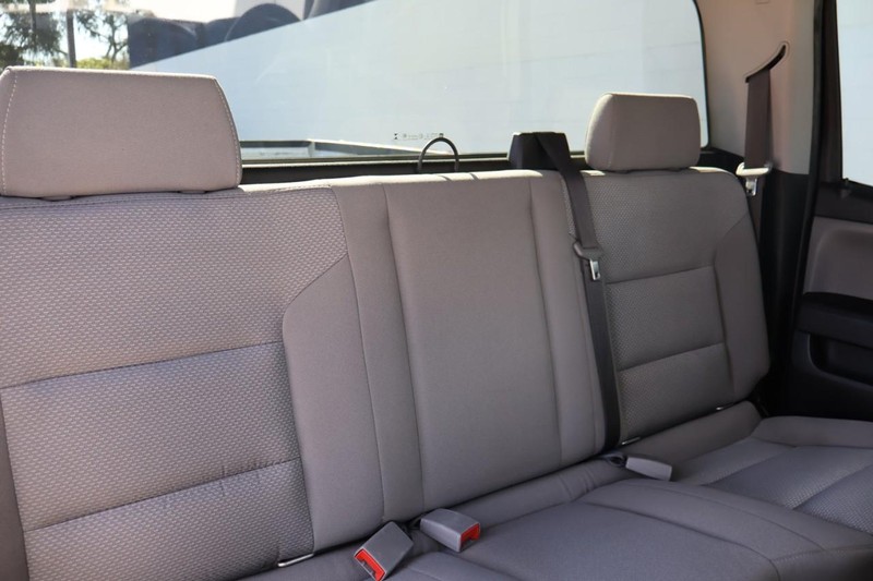 GMC Sierra 1500 Vehicle Full-screen Gallery Image 20