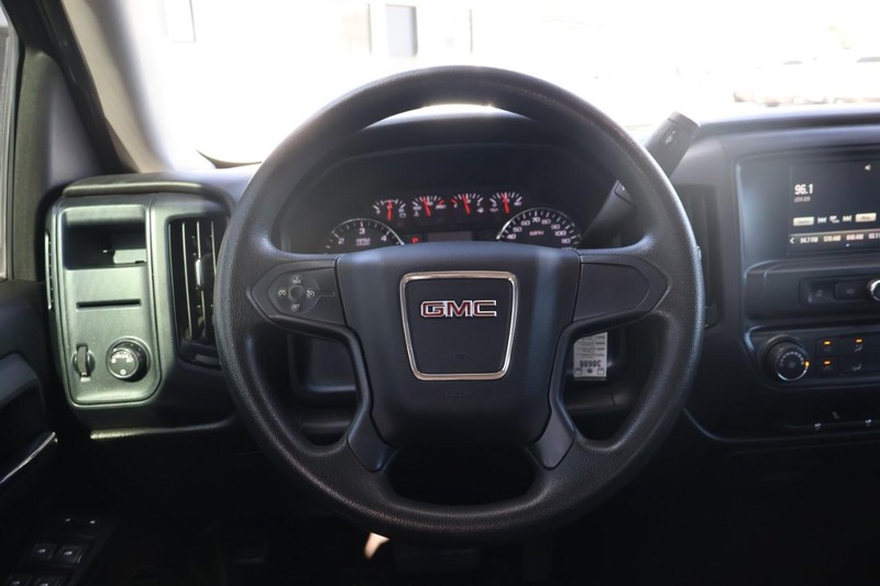 GMC Sierra 1500 Vehicle Full-screen Gallery Image 23