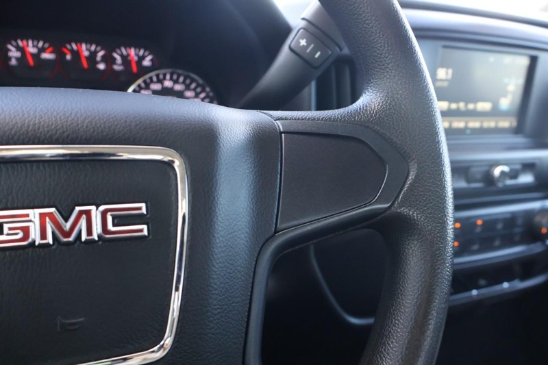 GMC Sierra 1500 Vehicle Full-screen Gallery Image 25