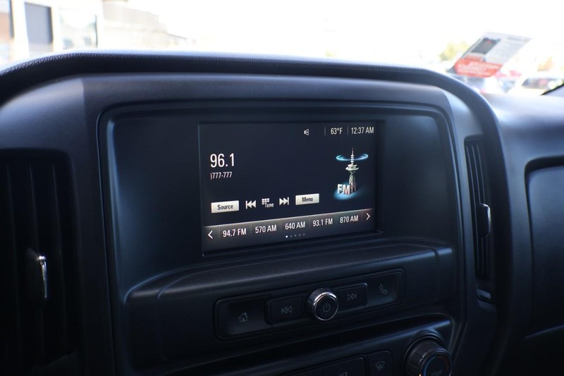 GMC Sierra 1500 Vehicle Full-screen Gallery Image 27