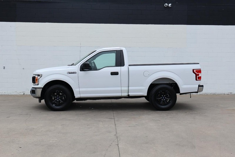 Ford F-150 Vehicle Full-screen Gallery Image 10