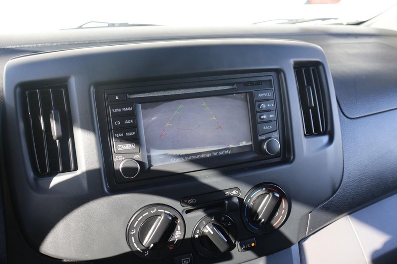 Nissan NV200 Vehicle Full-screen Gallery Image 32