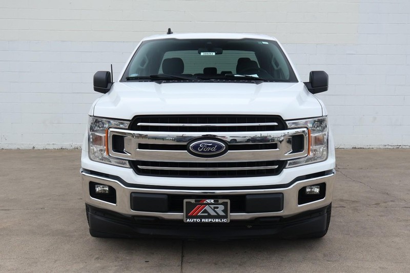 Ford F-150 Vehicle Full-screen Gallery Image 03