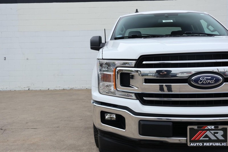 Ford F-150 Vehicle Full-screen Gallery Image 04