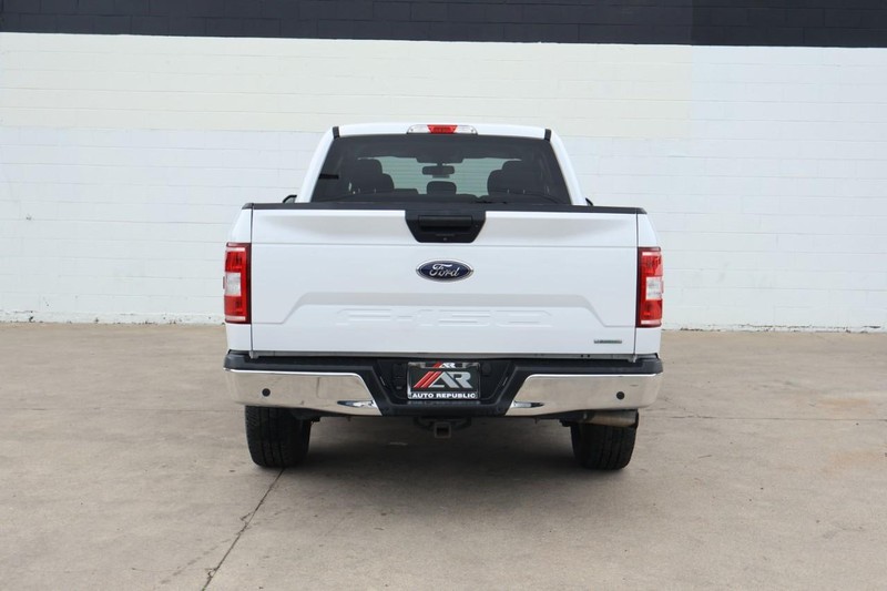 Ford F-150 Vehicle Full-screen Gallery Image 06