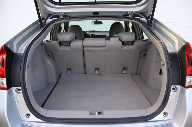 Honda Insight Vehicle Full-screen Gallery Image 08