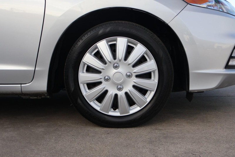 Honda Insight Vehicle Full-screen Gallery Image 13