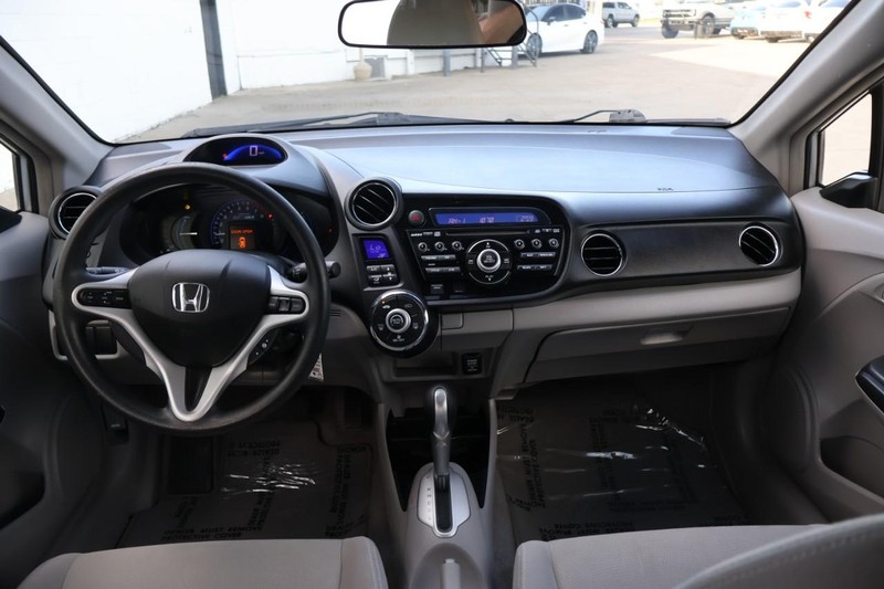 Honda Insight Vehicle Full-screen Gallery Image 22
