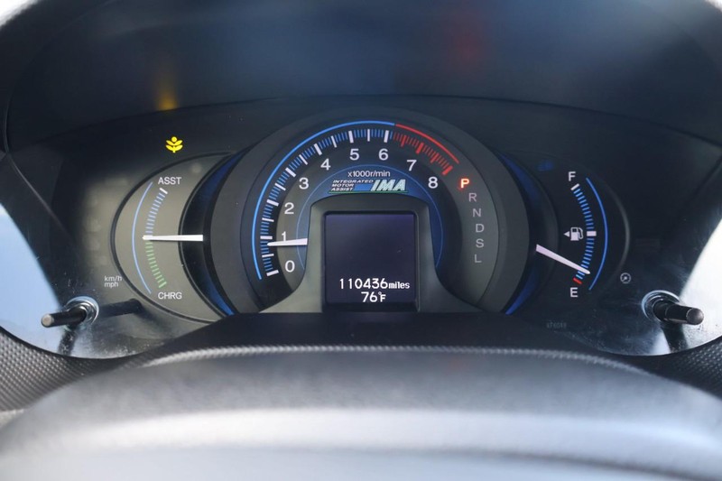 Honda Insight Vehicle Full-screen Gallery Image 23