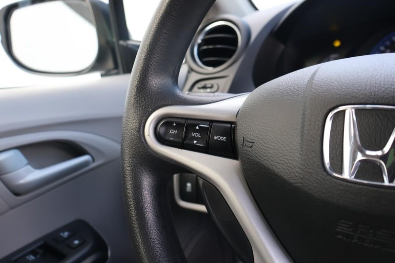 Honda Insight Vehicle Full-screen Gallery Image 25