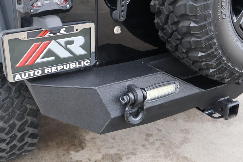 Jeep Wrangler Unlimited Vehicle Full-screen Gallery Image 13