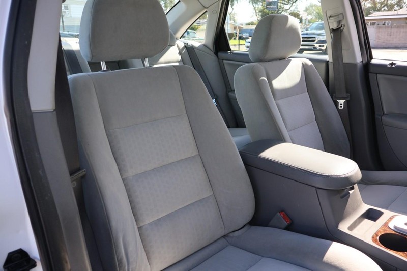 Ford Five Hundred Vehicle Full-screen Gallery Image 20