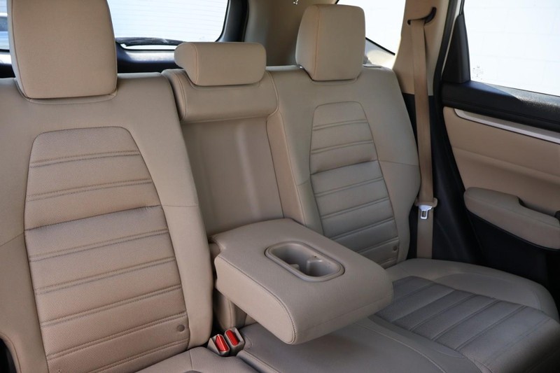 Honda CR-V Vehicle Full-screen Gallery Image 23