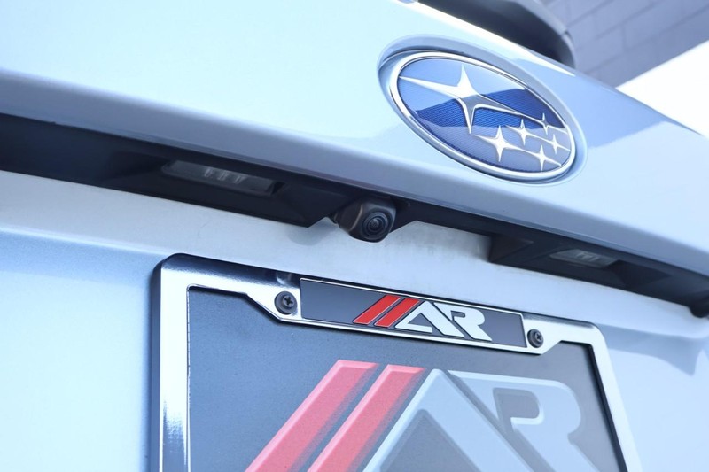 Subaru Outback Vehicle Full-screen Gallery Image 08