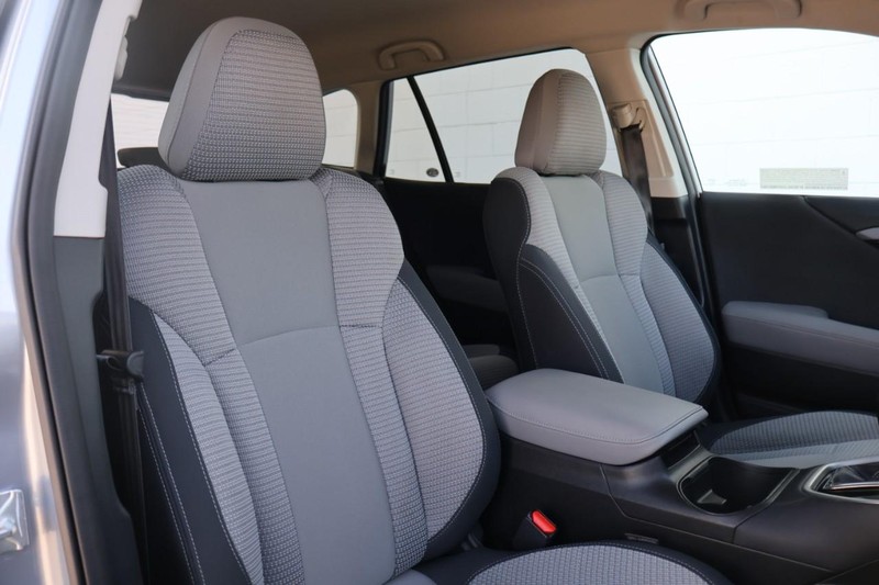 Subaru Outback Vehicle Full-screen Gallery Image 22