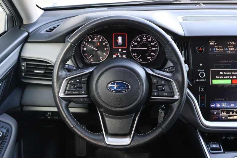 Subaru Outback Vehicle Full-screen Gallery Image 27