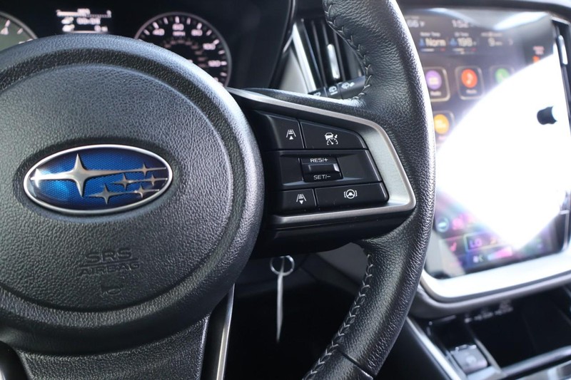 Subaru Outback Vehicle Full-screen Gallery Image 29