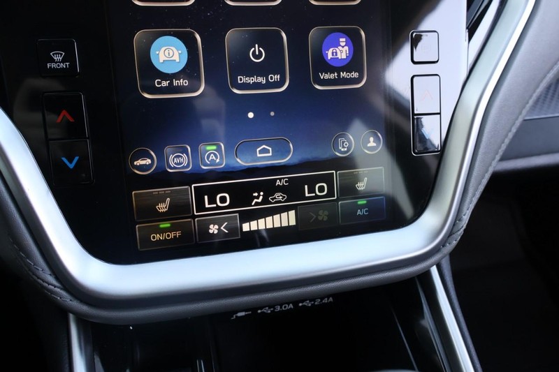 Subaru Outback Vehicle Full-screen Gallery Image 33