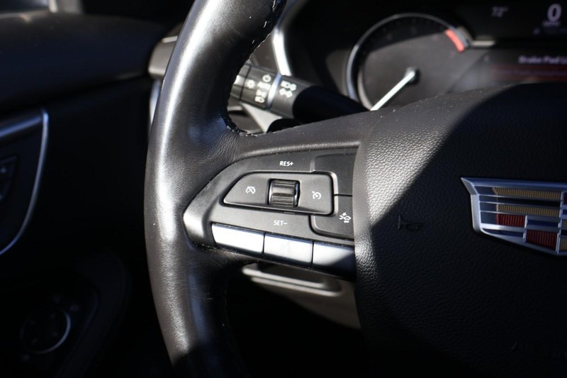 Cadillac CT5 Vehicle Full-screen Gallery Image 27