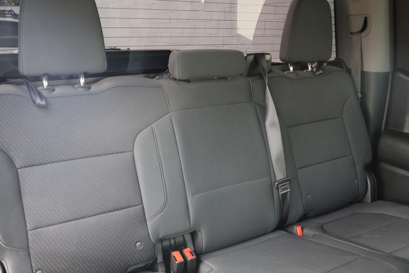 Chevrolet Silverado 1500 LTD Vehicle Full-screen Gallery Image 22