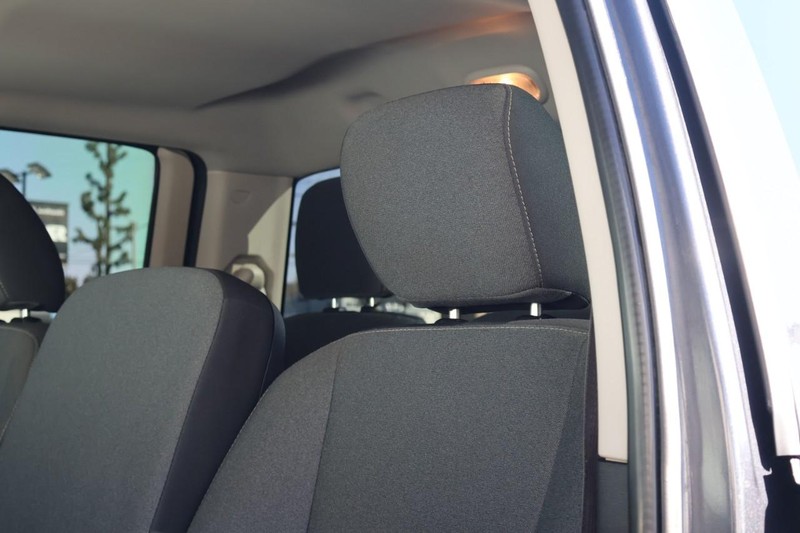 Ram 1500 Classic Vehicle Full-screen Gallery Image 21