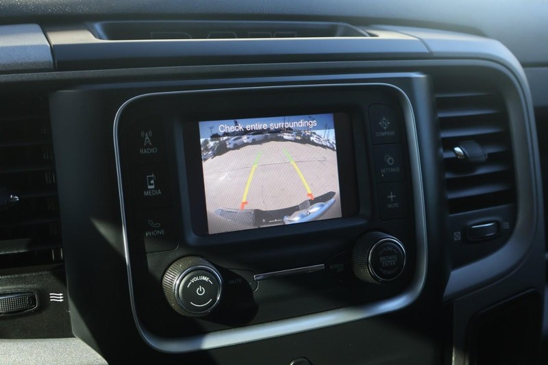 Ram 1500 Classic Vehicle Full-screen Gallery Image 33