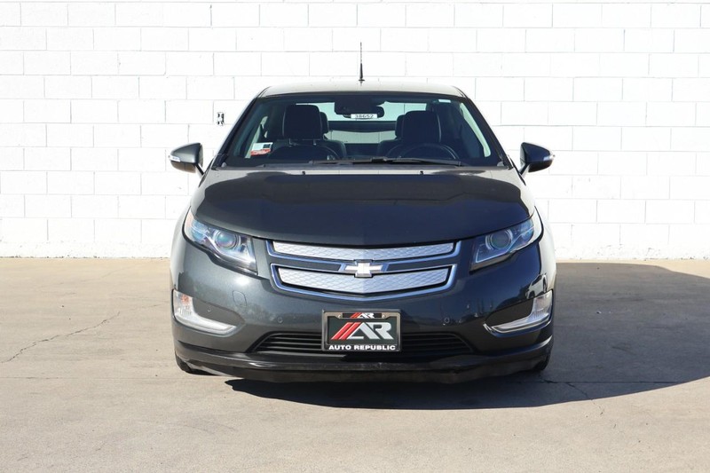 Chevrolet Volt Vehicle Full-screen Gallery Image 02