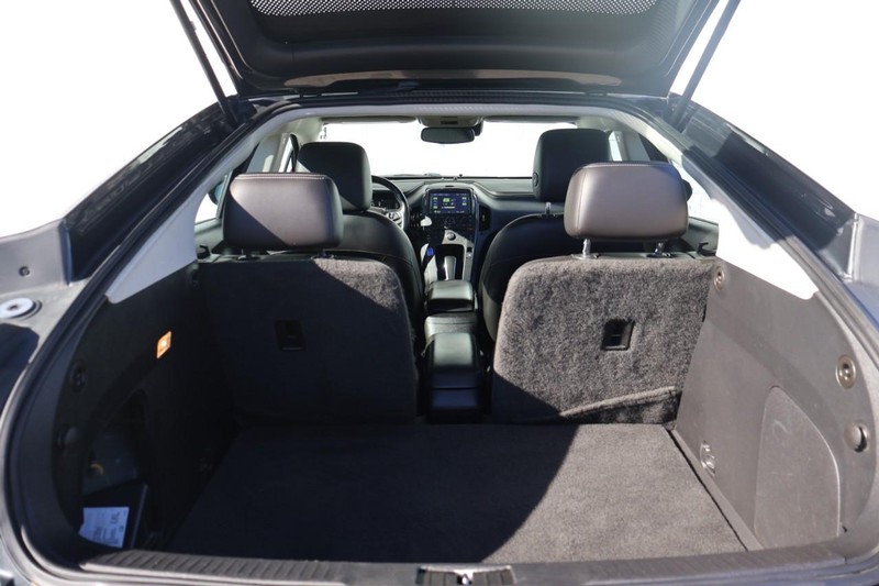 Chevrolet Volt Vehicle Full-screen Gallery Image 08