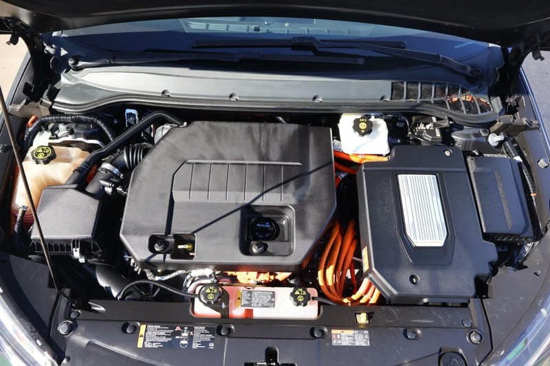 Chevrolet Volt Vehicle Full-screen Gallery Image 11