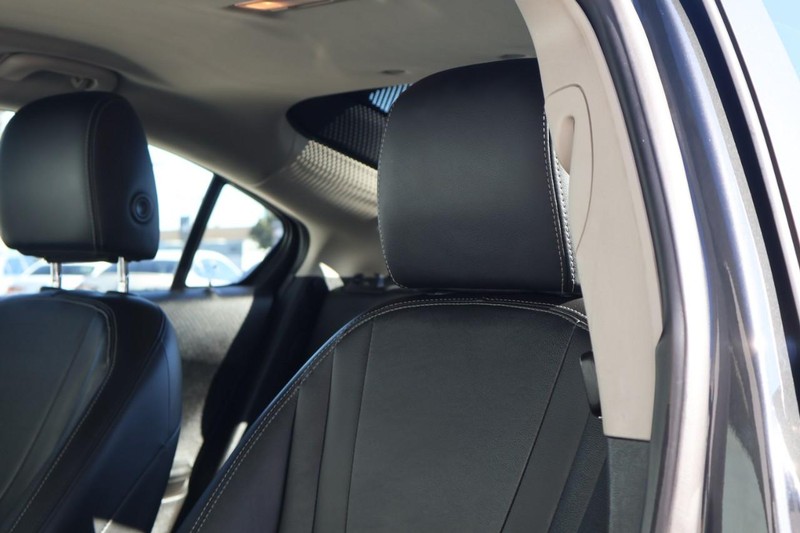 Chevrolet Volt Vehicle Full-screen Gallery Image 16