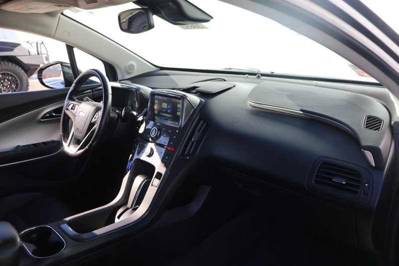 Chevrolet Volt Vehicle Full-screen Gallery Image 17