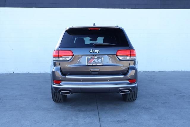 Jeep Grand Cherokee Vehicle Full-screen Gallery Image 11