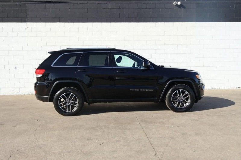 Jeep Grand Cherokee Vehicle Full-screen Gallery Image 04
