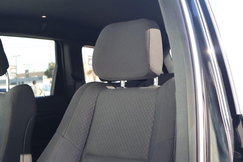 Jeep Grand Cherokee Vehicle Full-screen Gallery Image 18