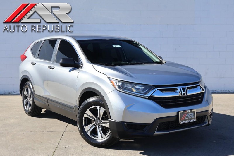 Honda CR-V Vehicle Full-screen Gallery Image 01