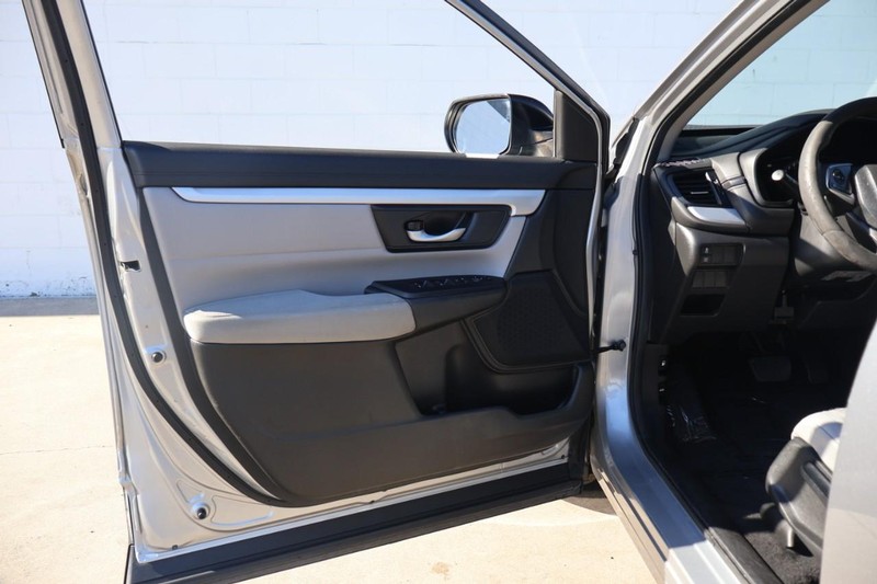 Honda CR-V Vehicle Full-screen Gallery Image 14