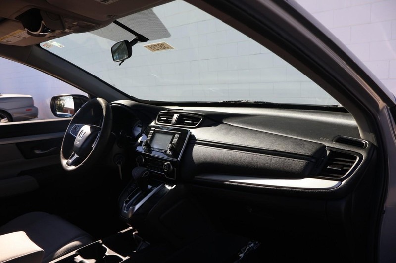 Honda CR-V Vehicle Full-screen Gallery Image 19