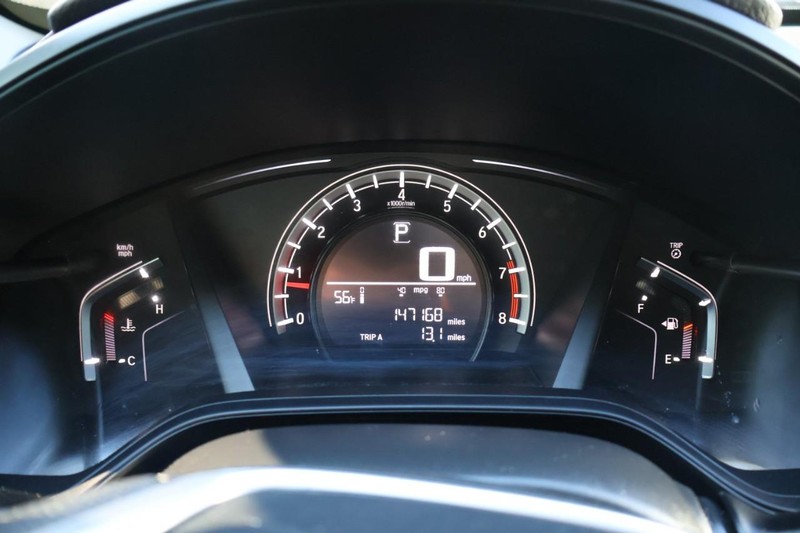 Honda CR-V Vehicle Full-screen Gallery Image 23