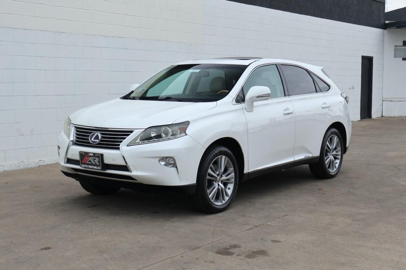 Lexus RX 450h Vehicle Full-screen Gallery Image 12