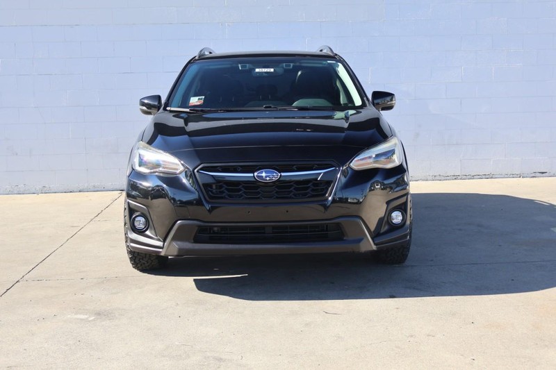 Subaru Crosstrek Vehicle Full-screen Gallery Image 02