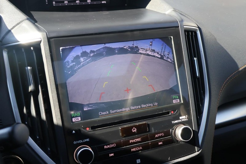 Subaru Crosstrek Vehicle Full-screen Gallery Image 29