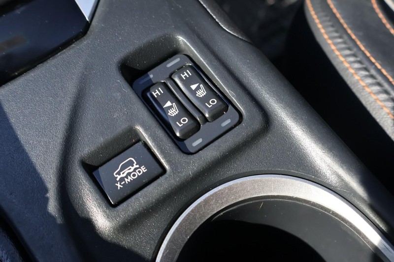 Subaru Crosstrek Vehicle Full-screen Gallery Image 32