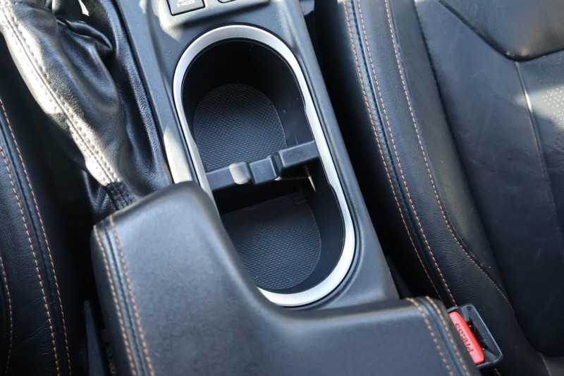 Subaru Crosstrek Vehicle Full-screen Gallery Image 33